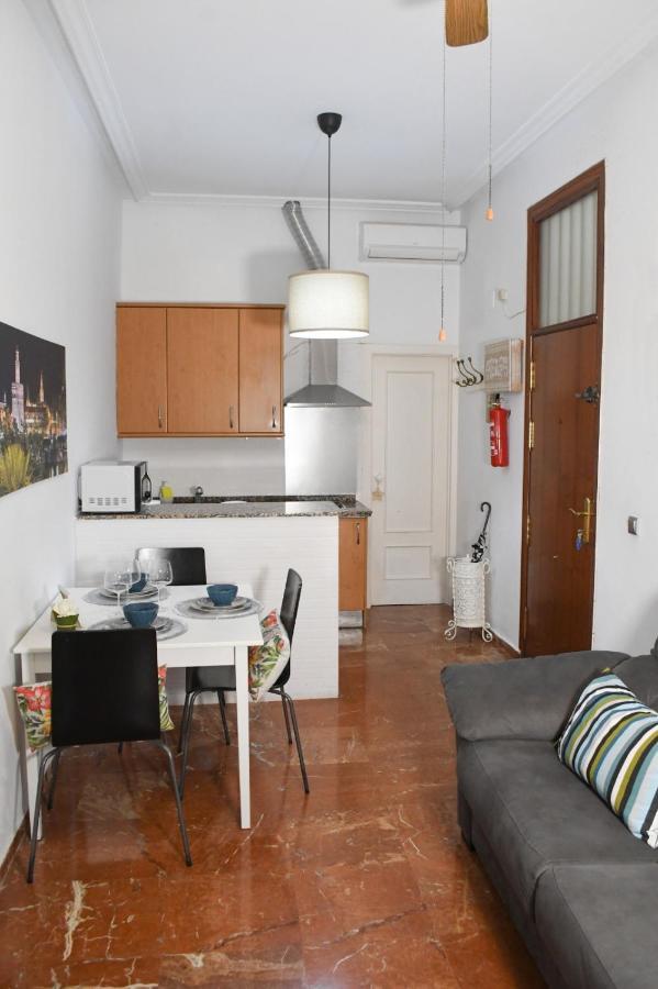 Appartamento Apartamento Descalzos Siviglia Esterno foto